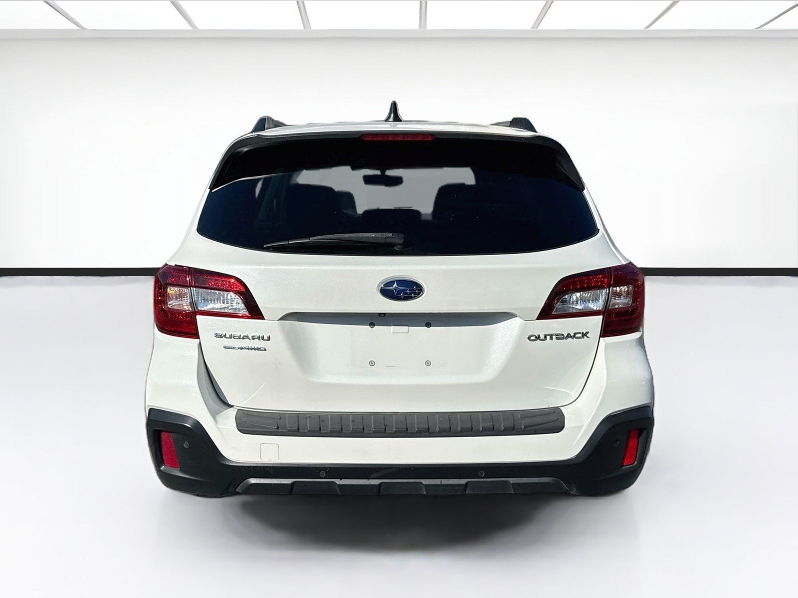 Used 2019 Subaru Outback 2.5i Touring AWD/4WD image 5