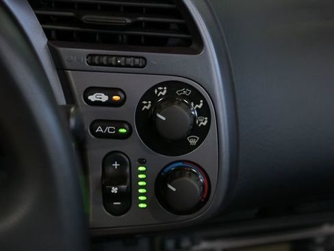 Used 2002 Honda S2000 image 30