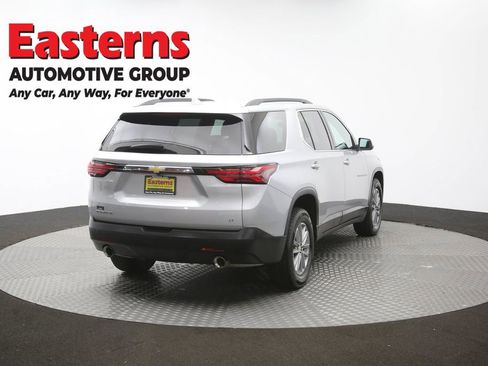 Used 2022 Chevrolet Traverse LT FWD image 40