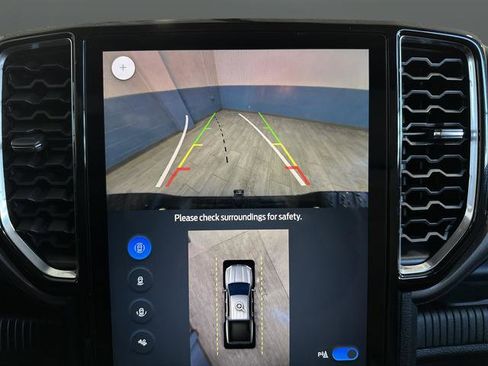 New 2025 Ford Ranger Lariat w/ FX4 Off-Road Package image 10