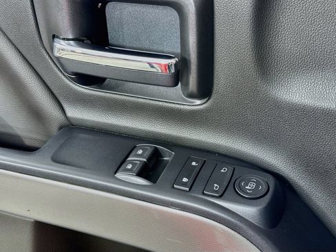 Used 2018 Chevrolet Silverado 1500 LT w/ LT Convenience Package AWD/4WD image 14