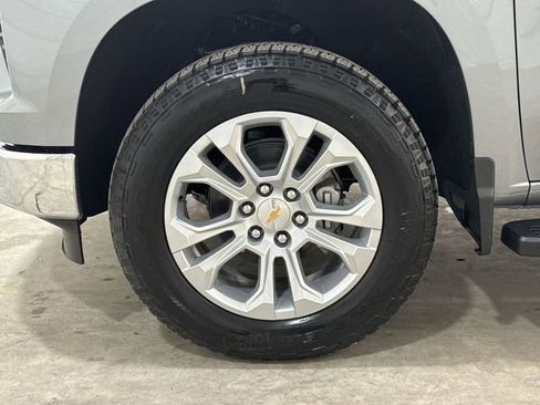 New 2026 Chevrolet Silverado 1500 LTZ w/ Z71 Off-Road Package AWD/4WD image 33