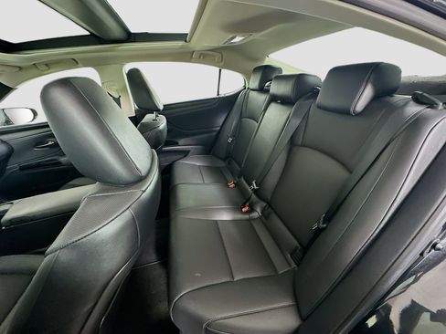 Used 2022 Lexus ES 350 w/ Premium Package FWD image 27