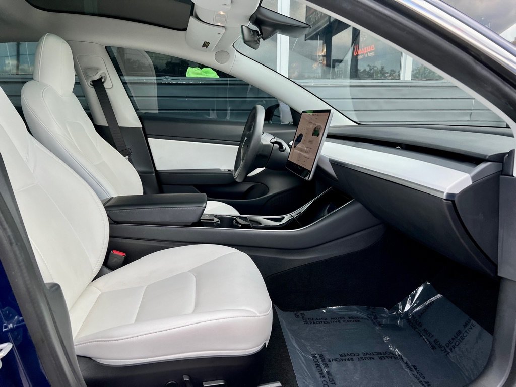 Used 2020 Tesla Model 3 Performance AWD/4WD image 25