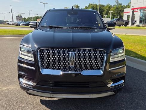 Used 2019 Lincoln Navigator Reserve AWD/4WD image 2