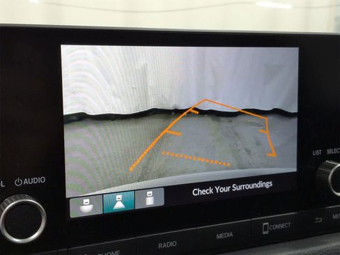 Used 2022 Honda Civic Sport image 29