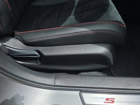 Certified 2025 Acura Integra Type S FWD image 33