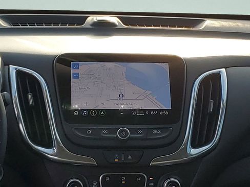 Used 2023 Chevrolet Equinox LT FWD image 13