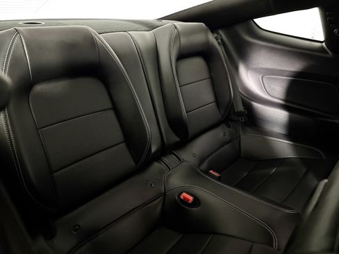 Used 2020 Ford Mustang GT Premium RWD image 33