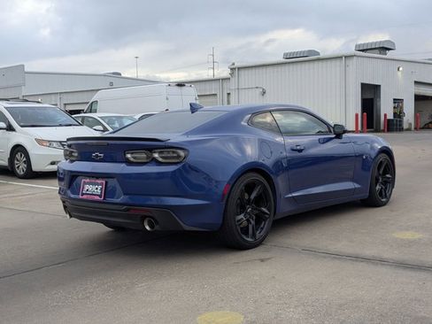 Used 2024 Chevrolet Camaro LT w/ RS Package image 5