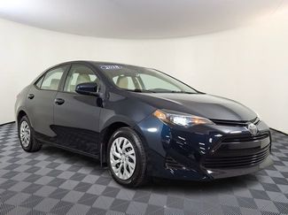 Used 2018 Toyota Corolla LE FWD video 1