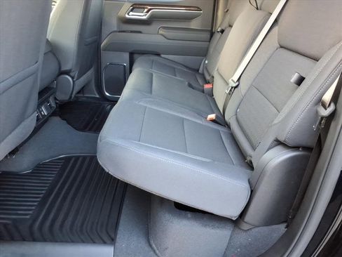 New 2026 GMC Sierra 1500 Elevation image 11