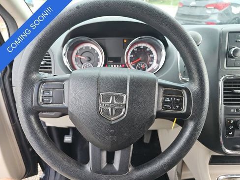 Used 2013 Dodge Grand Caravan SXT FWD image 11