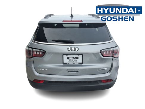 Used 2018 Jeep Compass Latitude w/ Popular Equipment Group image 7