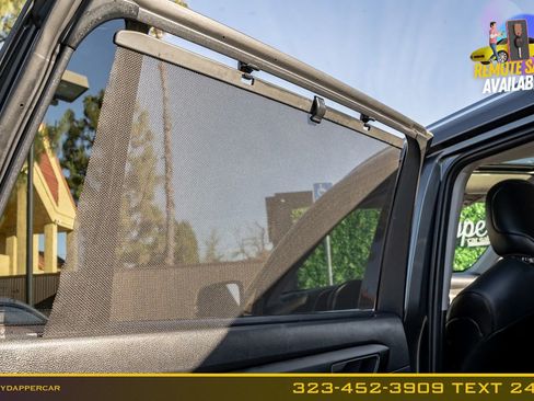 Used 2020 Toyota Highlander XLE image 17