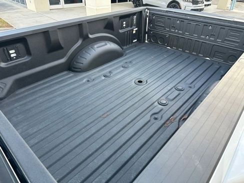 Used 2025 Ford F350 Platinum w/ Platinum Plus Package image 37