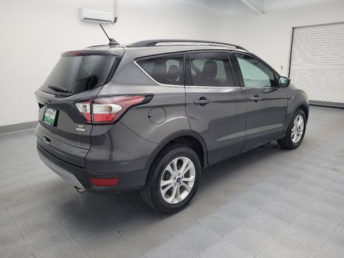 Used 2018 Ford Escape SE w/ SE Sync 3 Package FWD image 10