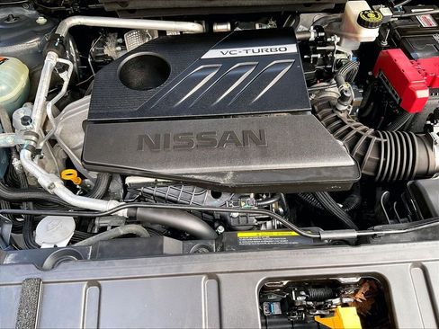 Used 2023 Nissan Rogue S AWD/4WD image 34