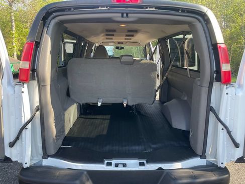Used 2014 Chevrolet Express 3500 LS RWD image 24