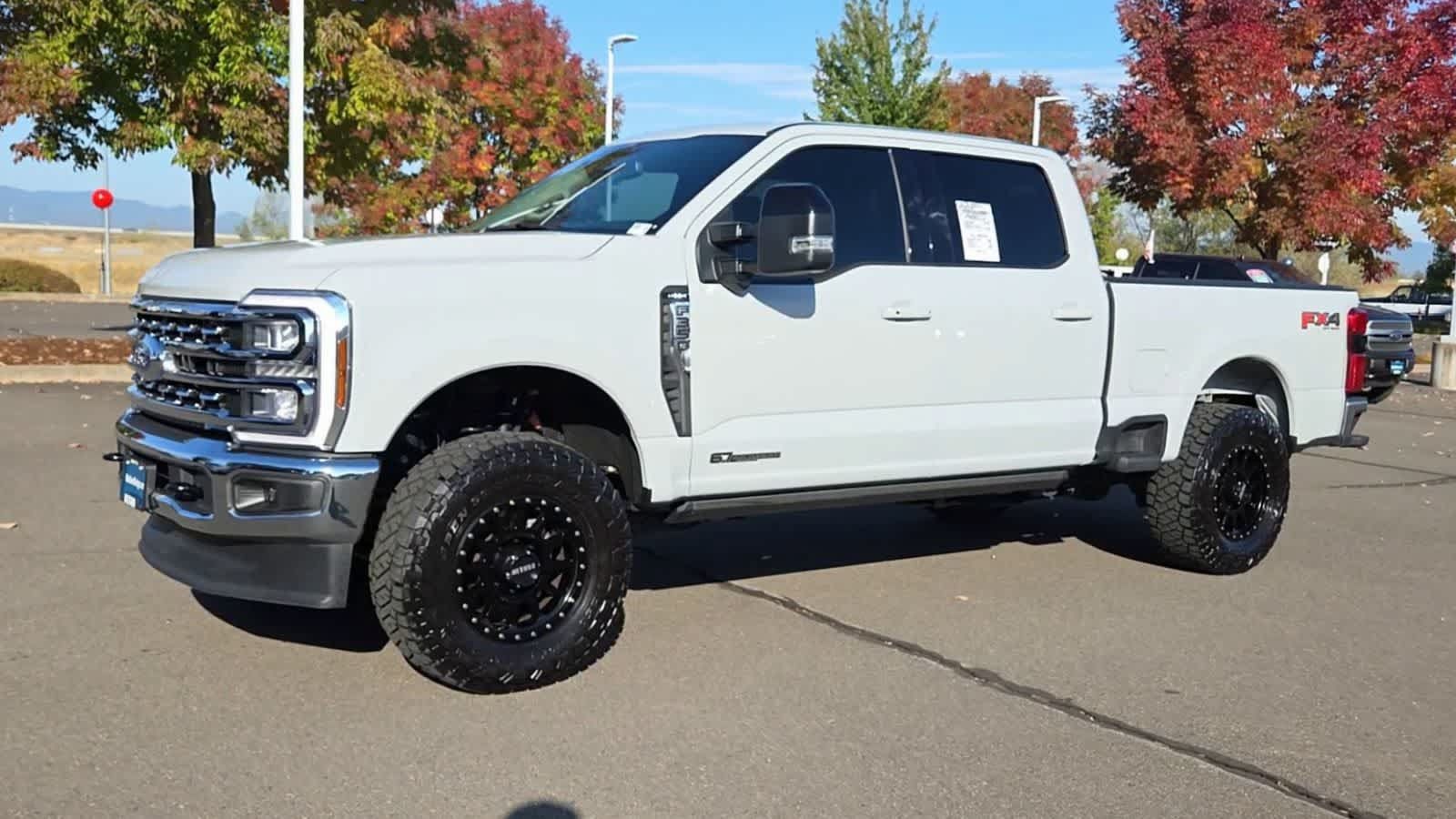 Used 2026 Ford F350 Lariat w/ FX4 Off-Road Package AWD/4WD image 4