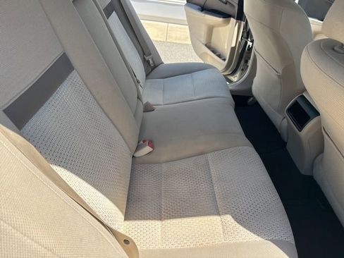 Used 2014 Toyota Camry LE w/ Moonroof Package FWD image 22