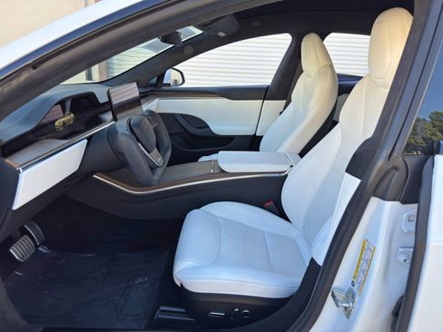 Used 2021 Tesla Model S Long Range AWD/4WD image 17