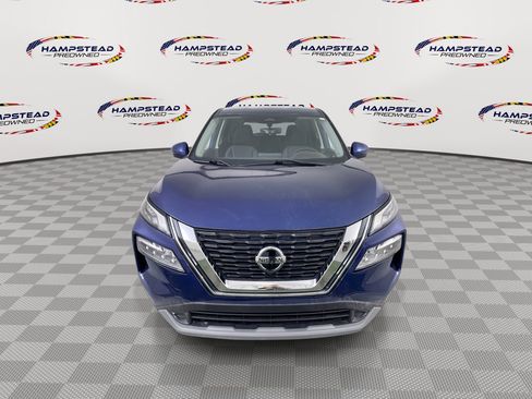 Used 2021 Nissan Rogue SV AWD/4WD image 3