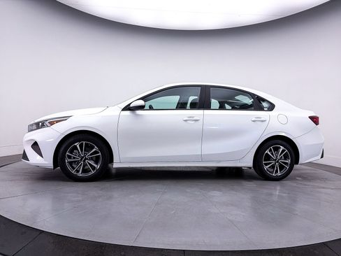 Certified 2023 Kia Forte LXS FWD image 36