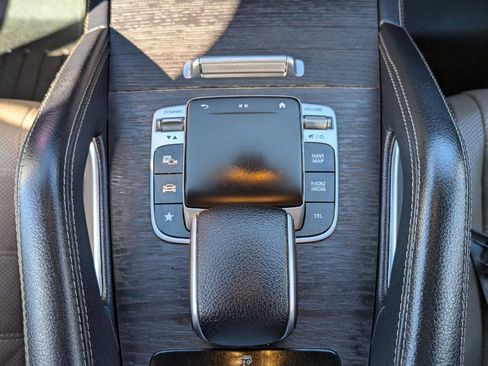 Used 2020 Mercedes-Benz GLS 450 4MATIC image 25