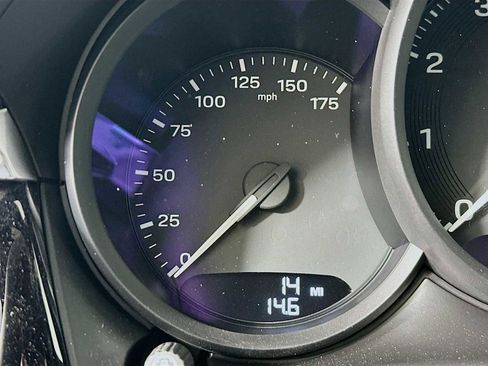 New 2025 Porsche Macan image 15