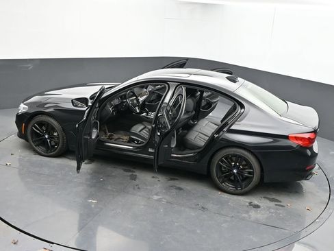 Used 2017 BMW 540i xDrive image 45