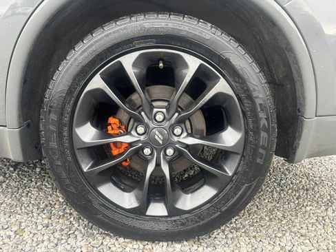 Used 2022 Dodge Durango R/T w/ Quick Order Package 22F image 2