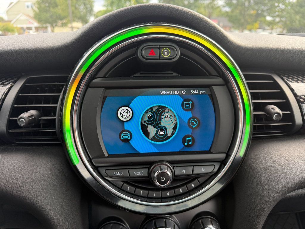 Used 2019 MINI Cooper S w/ Signature Upholstery Package FWD image 6