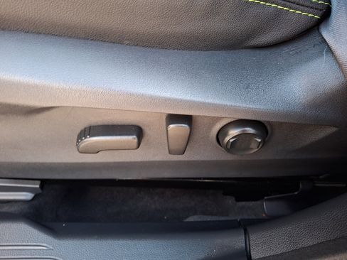 Certified 2025 Subaru Outback Onyx Edition AWD/4WD image 16