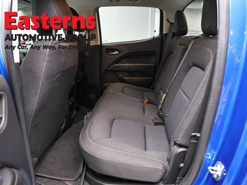 Used 2022 Chevrolet Colorado LT w/ Safety Package AWD/4WD image 23