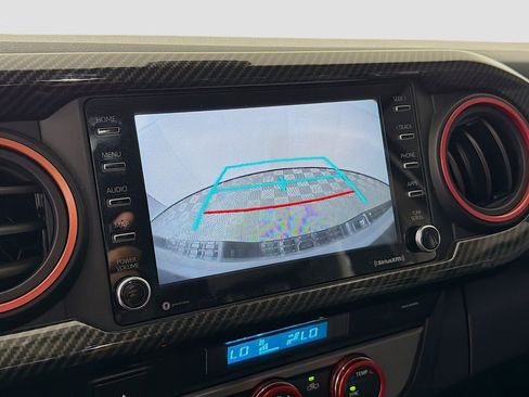 Used 2021 Toyota Tacoma 2WD Double Cab image 16