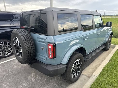 Used 2023 Ford Bronco Outer Banks AWD/4WD image 2