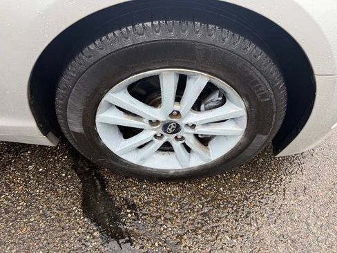 Used 2016 Hyundai Sonata SE FWD image 17