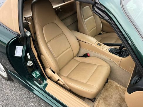 Used 2000 MAZDA MX-5 Miata RWD image 12