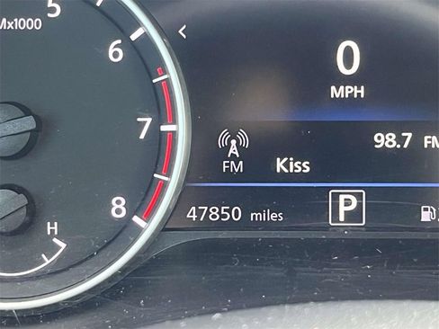 Used 2022 Nissan Sentra SV w/ Trunk Package image 20