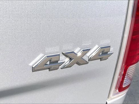 Used 2014 RAM 1500 Laramie w/ Convenience Group image 10