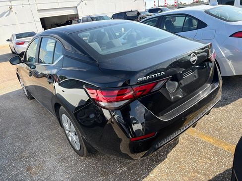 Used 2025 Nissan Sentra S FWD image 4
