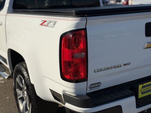 Used 2018 Chevrolet Colorado Z71 image 9