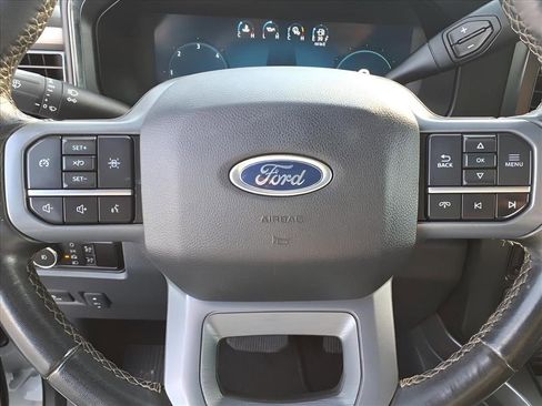 Used 2023 Ford F350 Lariat AWD/4WD image 16