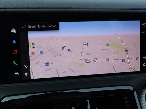 Used 2025 Porsche Panamera RWD image 36