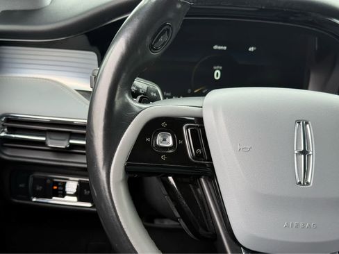 Used 2022 Lincoln Corsair Reserve w/ Sport Package image 34