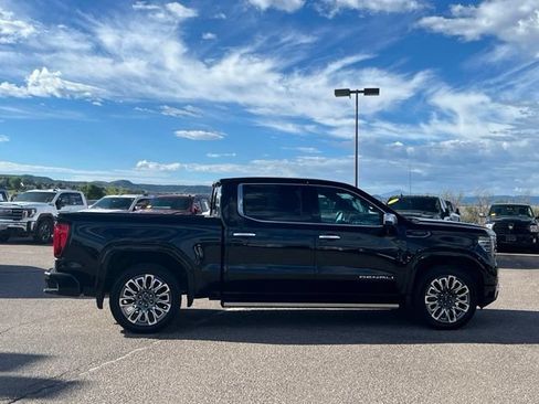 Used 2024 GMC Sierra 1500 Denali Ultimate AWD/4WD image 6