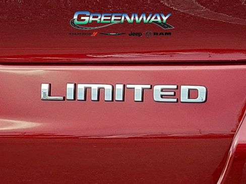 Used 2024 Jeep Grand Cherokee L Limited RWD image 31