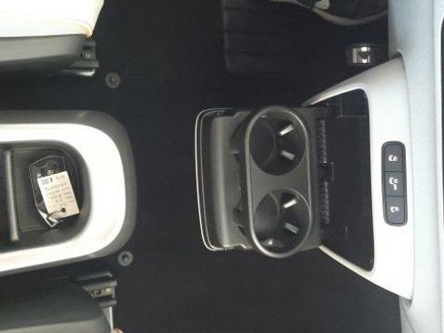 New 2025 Volkswagen ID. Buzz 1st Edition image 22