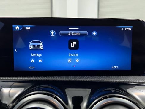 Used 2025 Mercedes-Benz CLA 250 4MATIC image 57